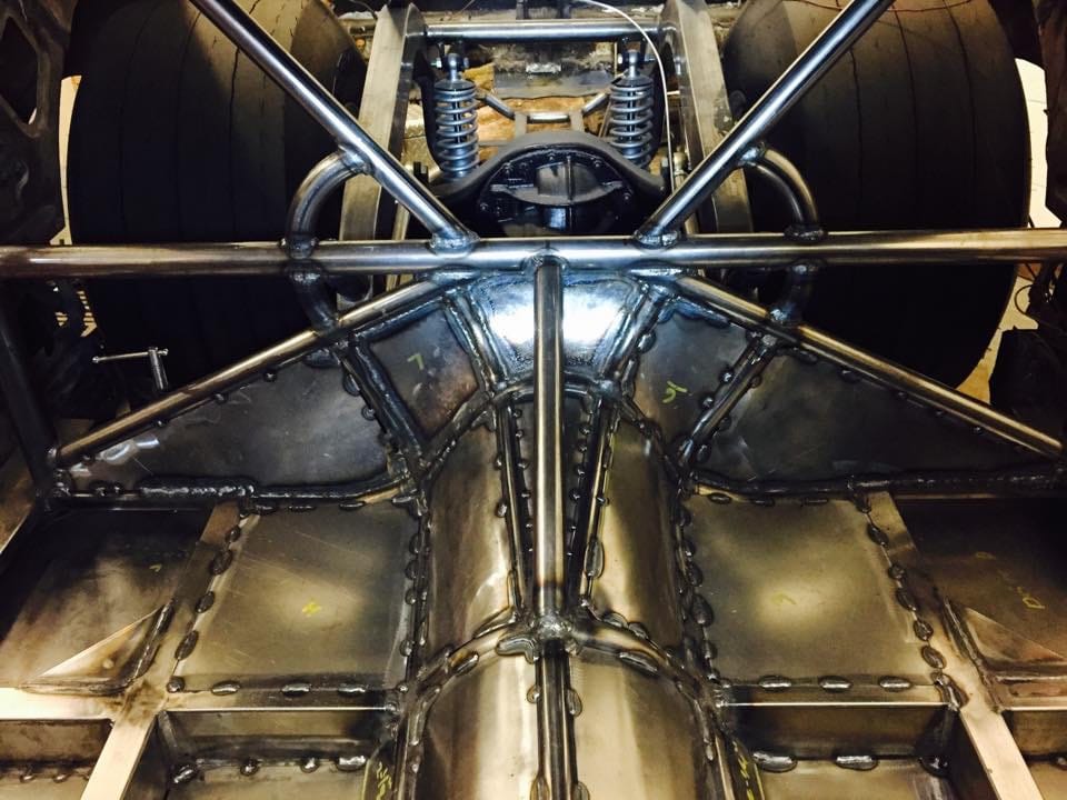 Custom roll cage fabrication